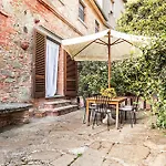 Fonte Del Castagno Апарт-отель 3*