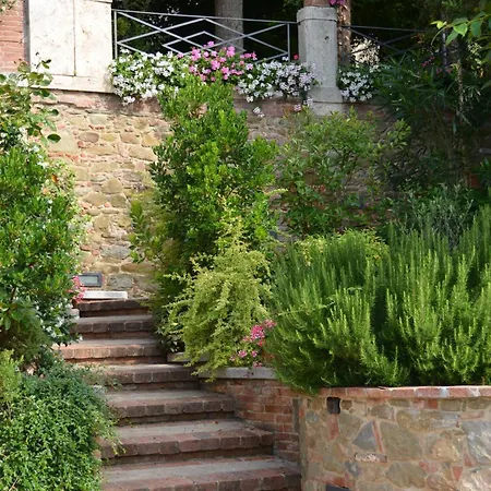 Fonte Del Castagno Apartahotel Sinalunga