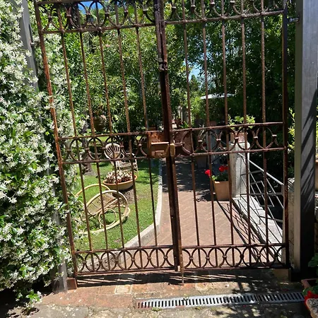 Aparthotel Fonte Del Castagno Sinalunga