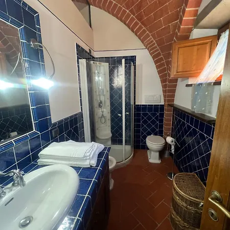 Fonte Del Castagno 4*
