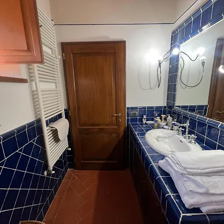 Fonte Del Castagno 3*