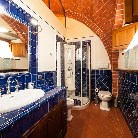 Fonte Del Castagno Aparthotel