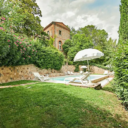 Fonte Del Castagno Aparthotel