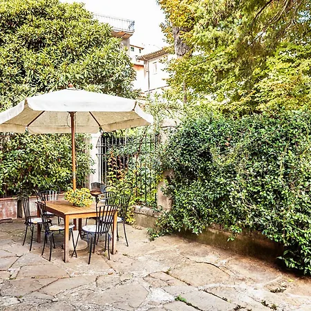 Fonte Del Castagno Lägenhetshotell Sinalunga